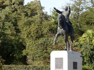 Estatua de Simón Bolívar en Sevilla