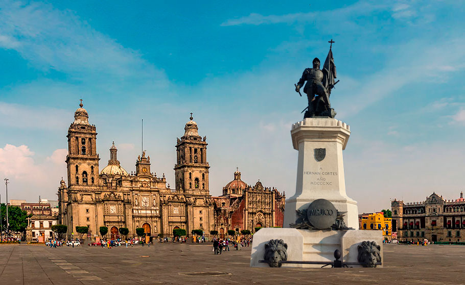 Estatua de Hernán Cortés en México