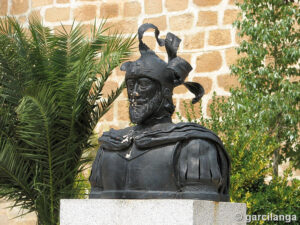 Busto en honor de Sebastián de Belalcázar en Belalcázar (Córdoba)